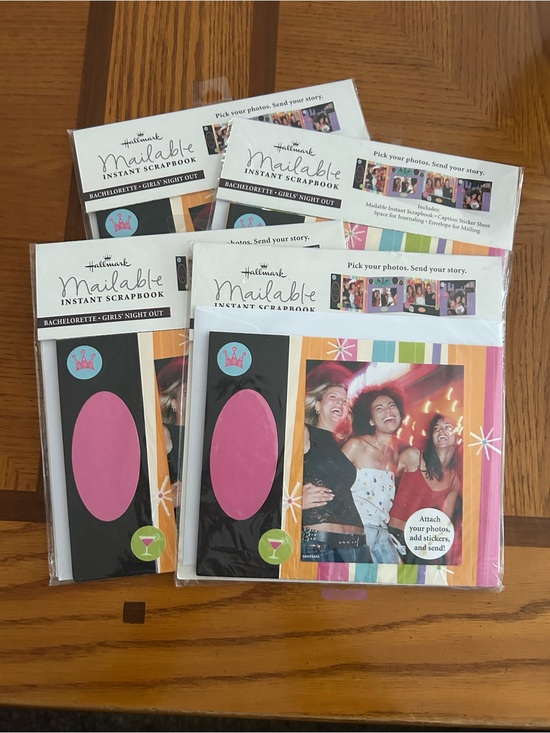 Hallmark Other - Hallmark Mailable Instant Scrapbook